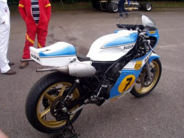 Rescued attachment Sheene Suzuki 2 sml.jpg